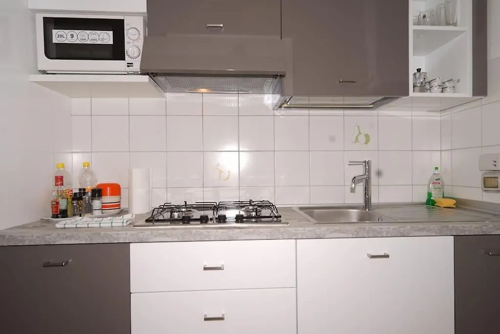 Appartement Central Guesthouse Cir 015146-Cni-01484 Milaan Italië