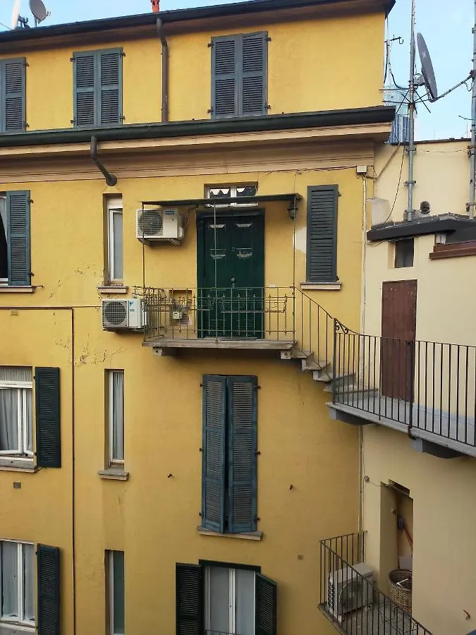 Appartement Central Guesthouse Cir 015146-Cni-01484 Milaan
