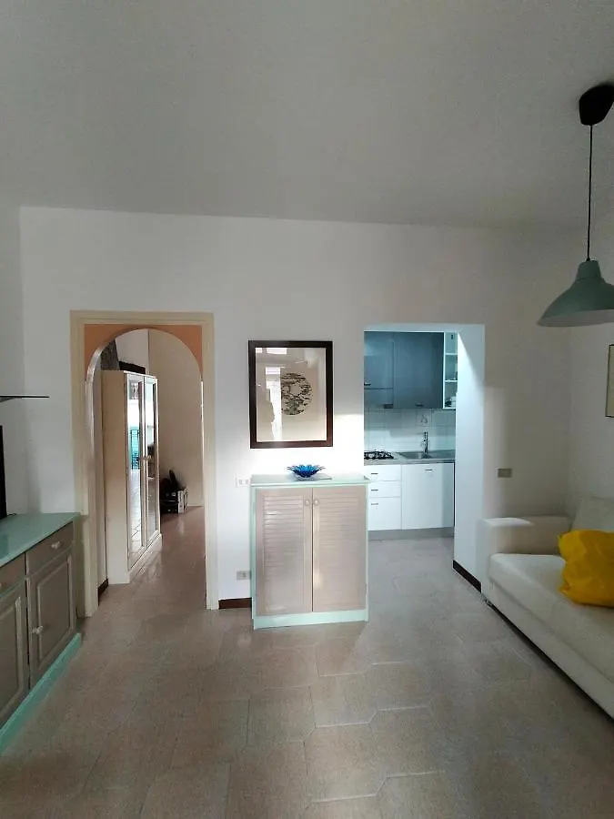 Central Guesthouse Cir 015146-Cni-01484 Milaan 0*,  Italië